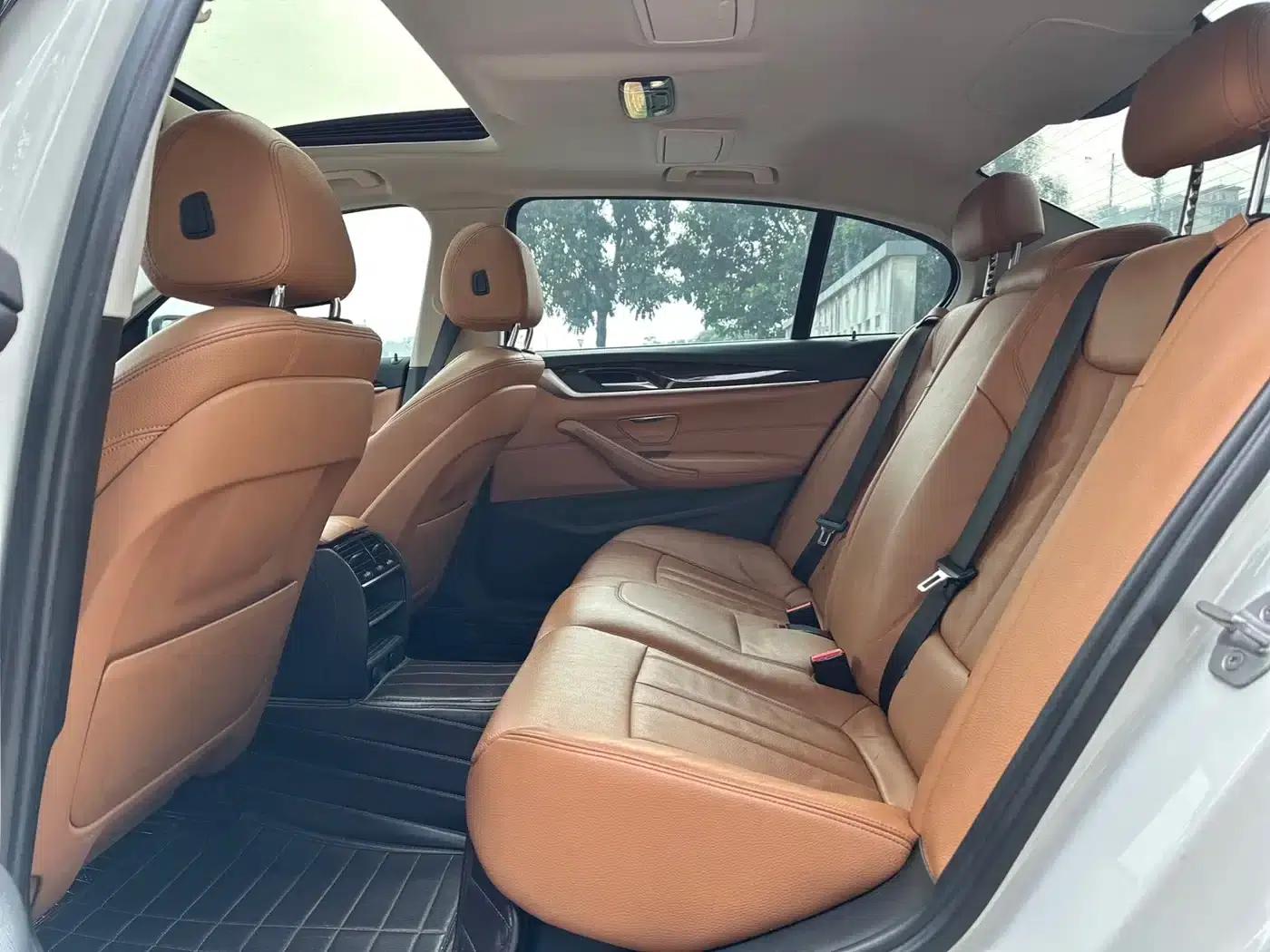 BMW 5 Series 2018 528Li Launch Special Edition — миниатюра 5