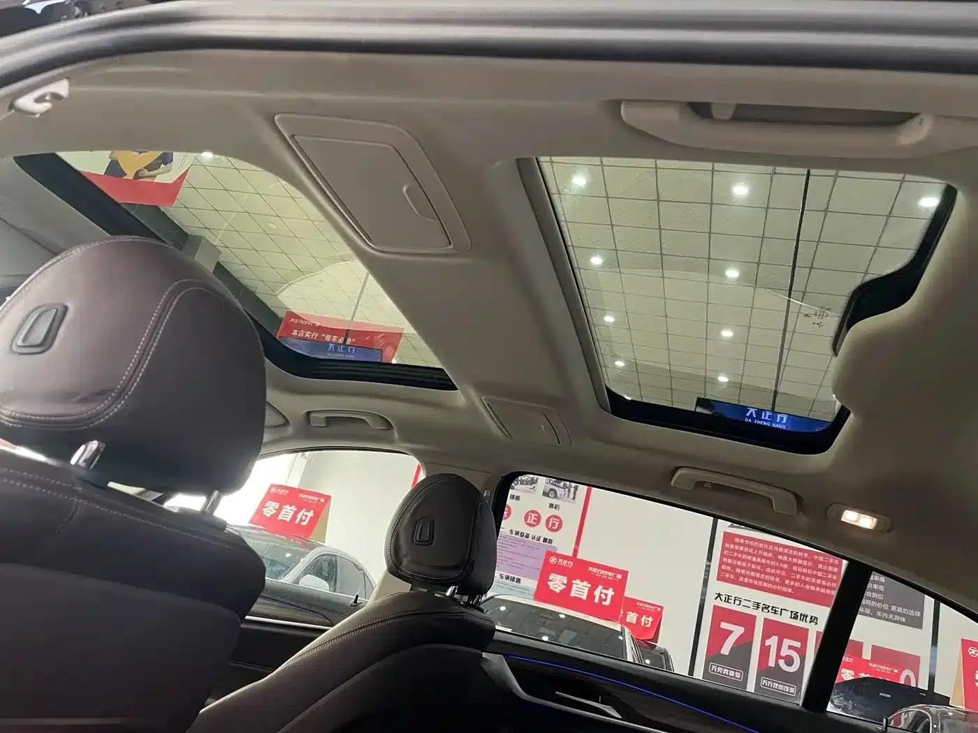 2019 BMW 5 Series 530Li xDrive Luxury Package — миниатюра 14