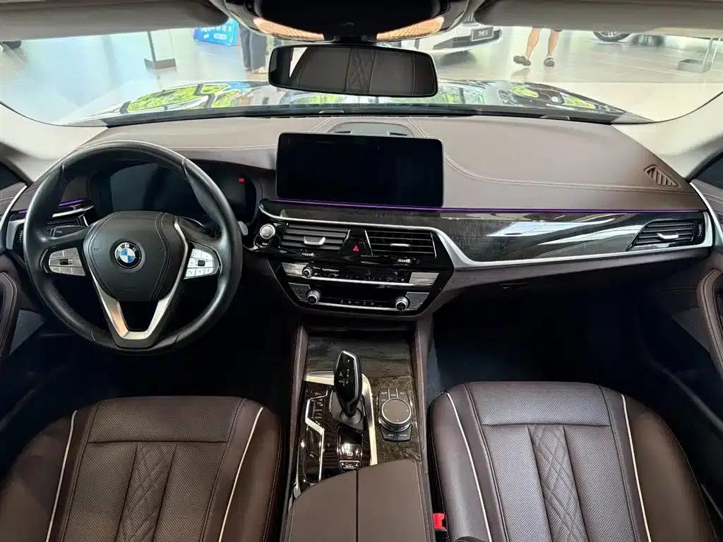 2022 BMW 5 Series Facelift 525Li Luxury Package — миниатюра 4