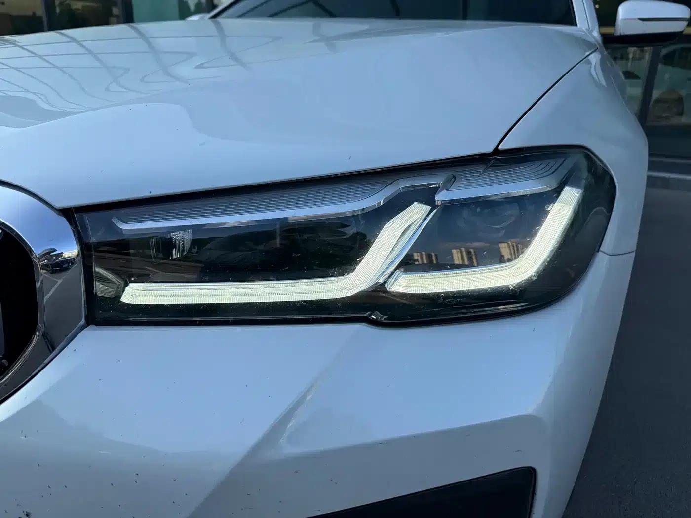 2021 BMW 5 Series 530Li Leading Edition M Sport Package — миниатюра 5