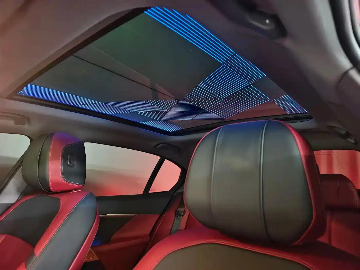 2024 BMW 5 Series 530Li Luxury M Sport Package — миниатюра 17