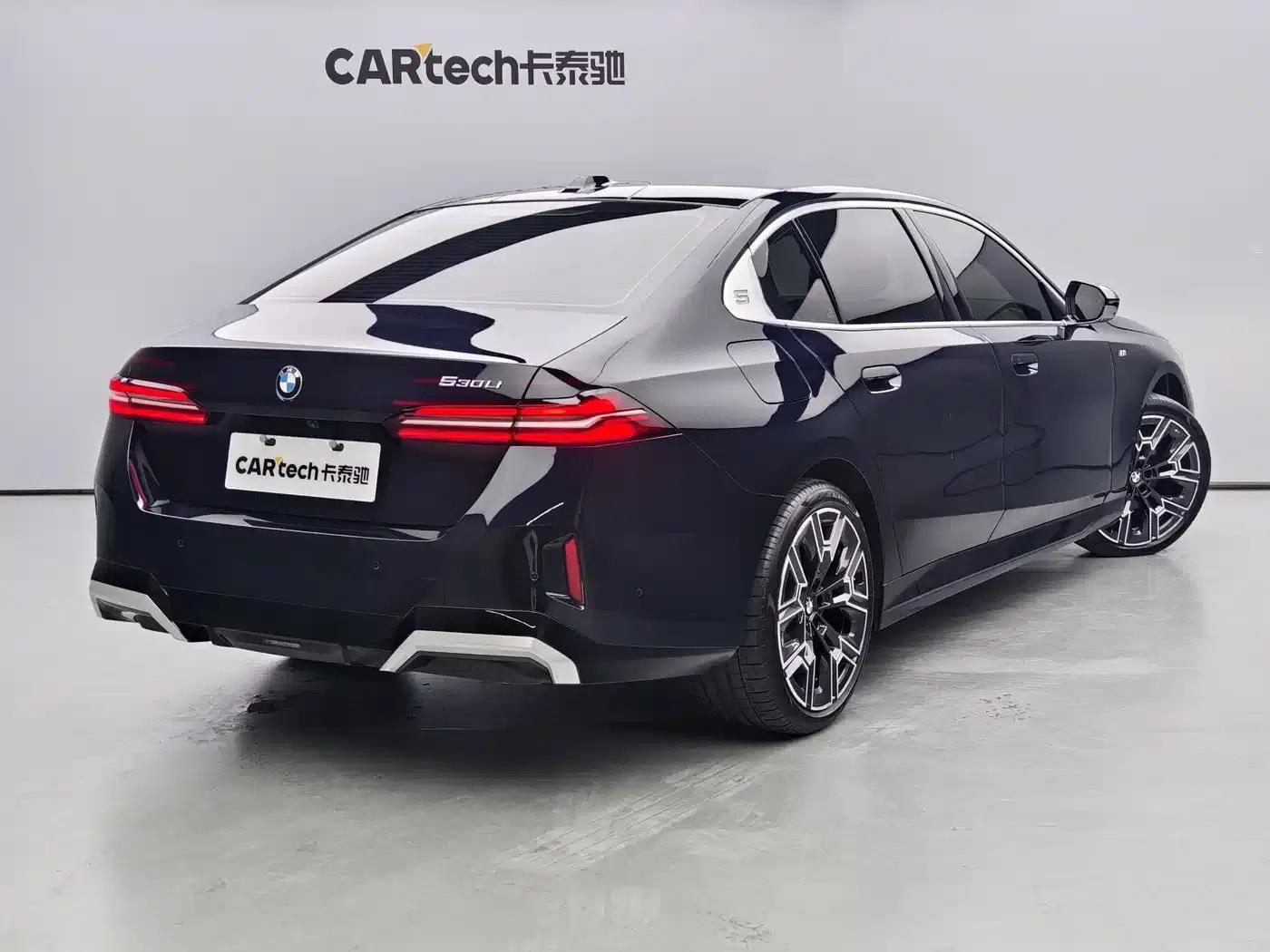 2024 BMW 5 Series 530Li Luxury M Sport Package — миниатюра 4
