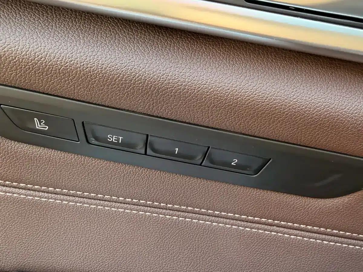 BMW 5 Series 2021 530Li Luxury Package — миниатюра 14