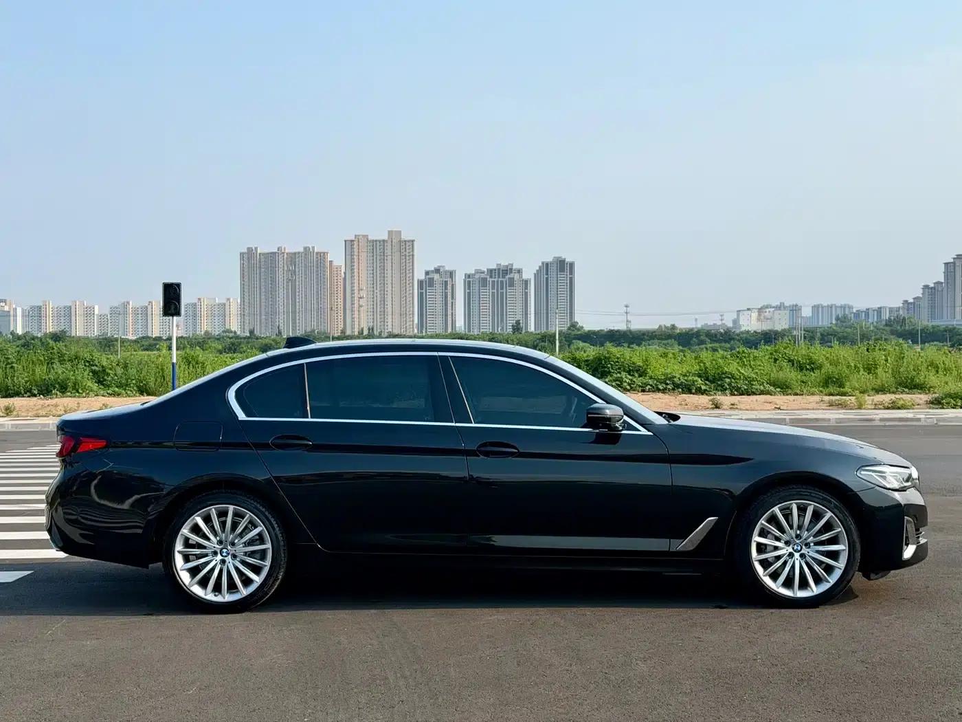 BMW 5 Series 2021 530Li Luxury Package — миниатюра 4
