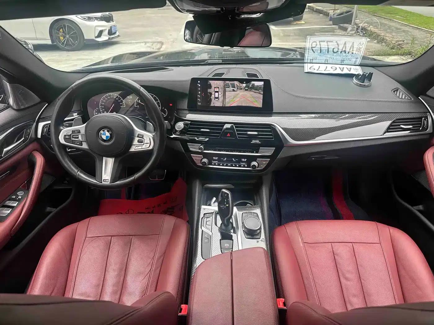2019 BMW 5 Series 530Li Luxury M Sport Package — миниатюра 8