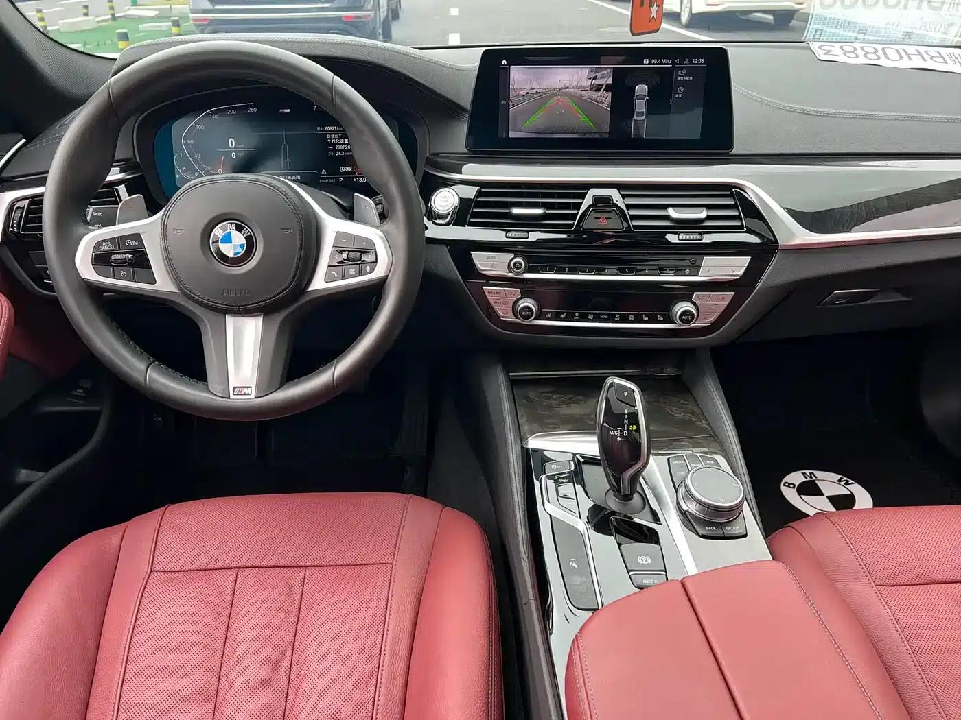 2020 BMW 5 Series 530Li Leading Edition M Sport Package — миниатюра 5