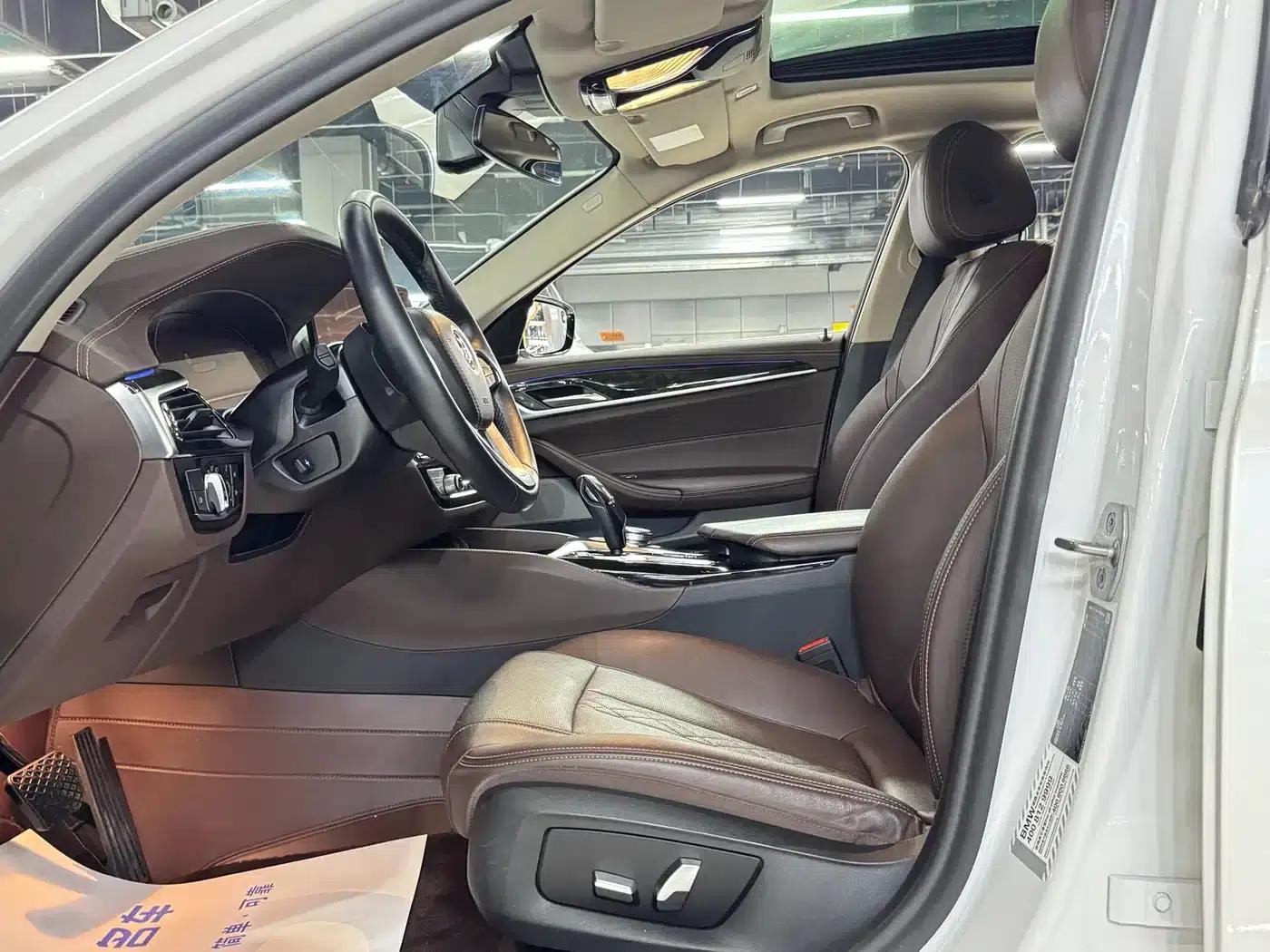 2021 BMW 5 Series Facelift 525Li Luxury Package — миниатюра 8