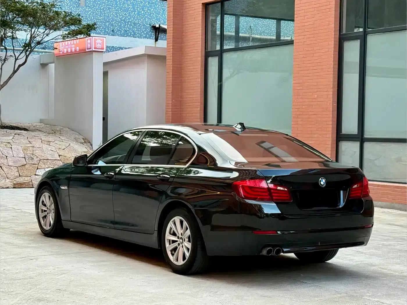 BMW 5 Series 2011 523Li Leading Edition — миниатюра 6