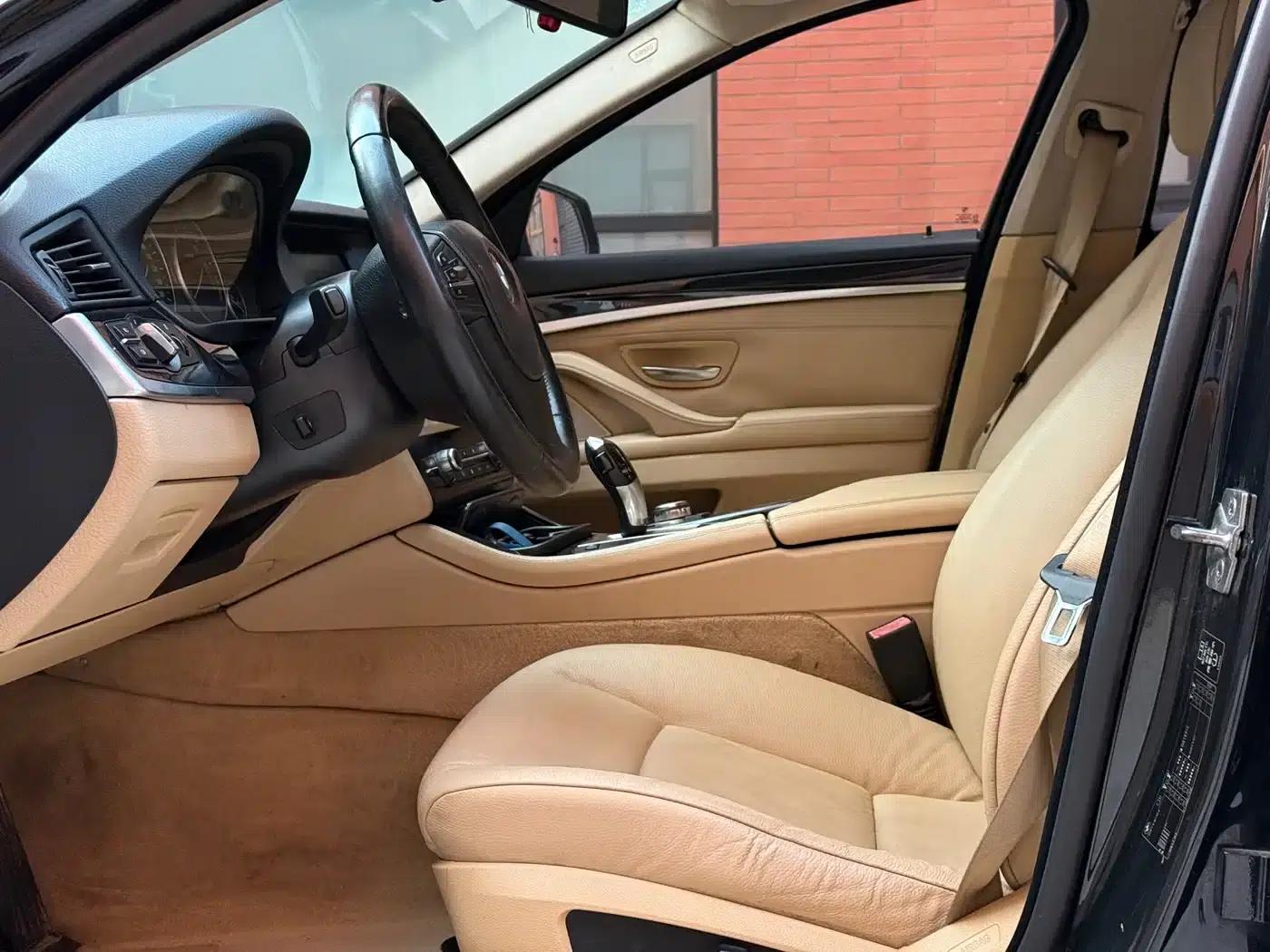 BMW 5 Series 2011 523Li Leading Edition — миниатюра 7