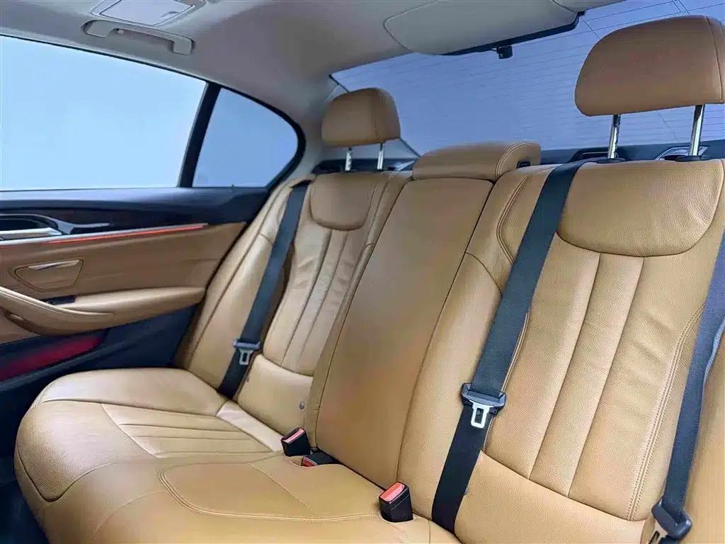 BMW 5 Series 2018 528Li Launch Special Edition — миниатюра 16