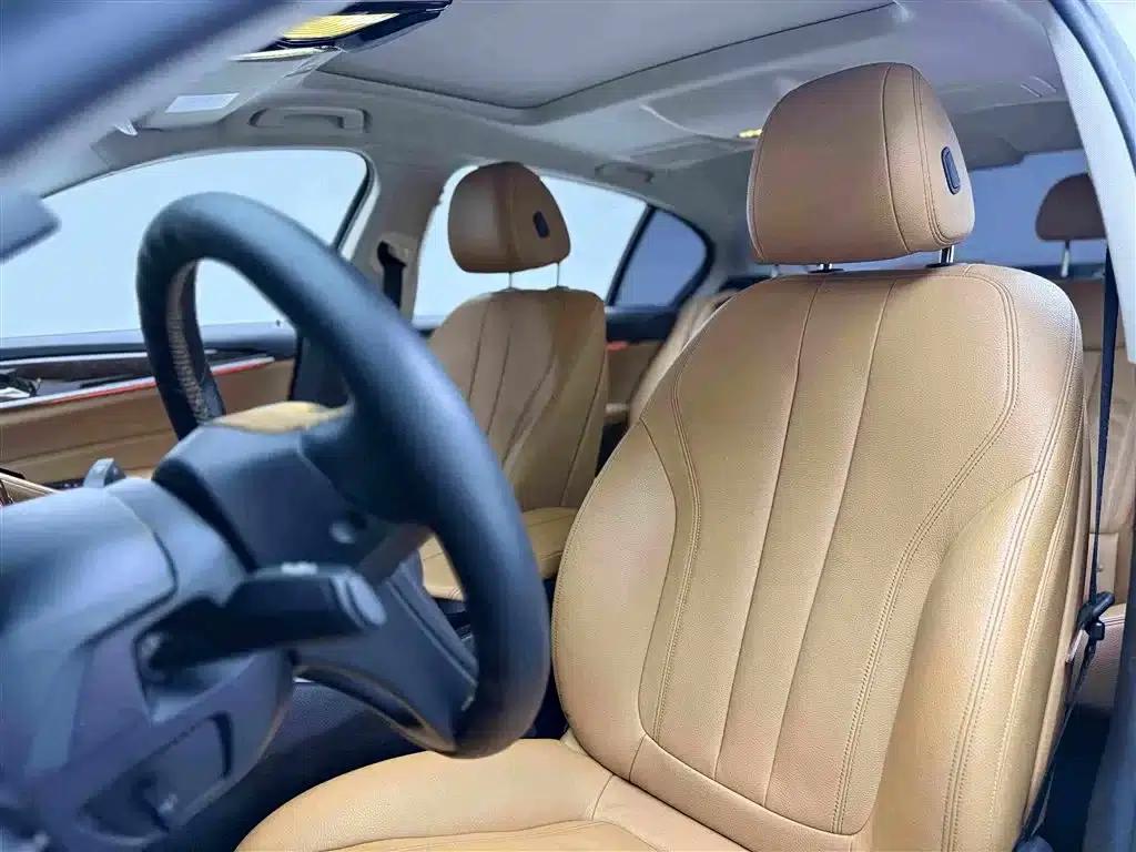 BMW 5 Series 2018 528Li Launch Special Edition — миниатюра 5