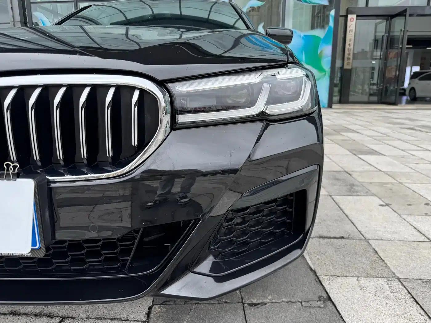 2023 BMW 5 Series Facelift 530Li Luxury M Sport Package — миниатюра 37