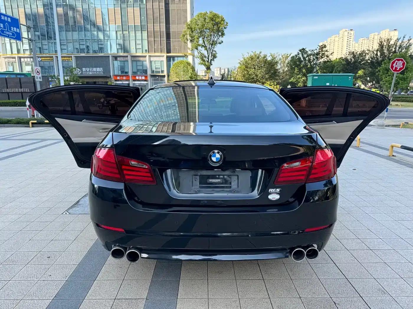 BMW 5 Series 2011 520Li Elegant Edition — миниатюра 5