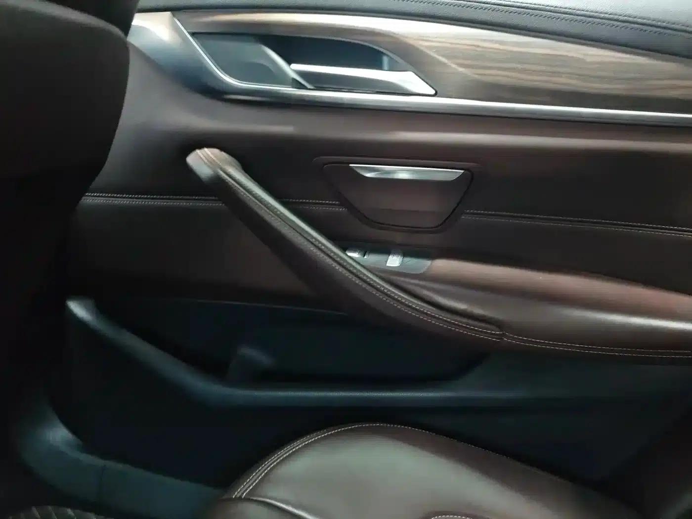 2018 BMW 5 Series Facelift 530Li Leading Luxury Package — миниатюра 15