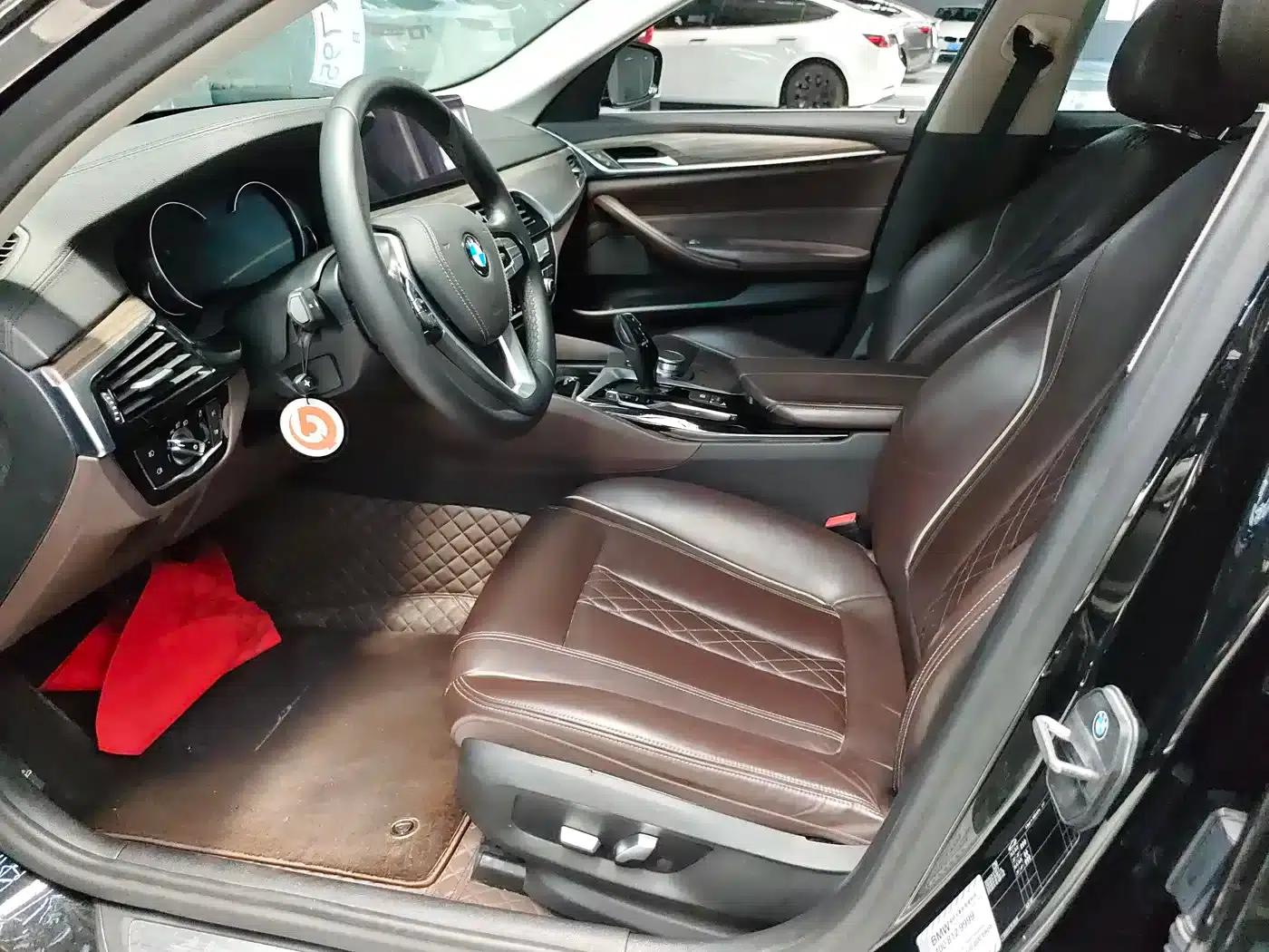 2018 BMW 5 Series Facelift 530Li Leading Luxury Package — миниатюра 6