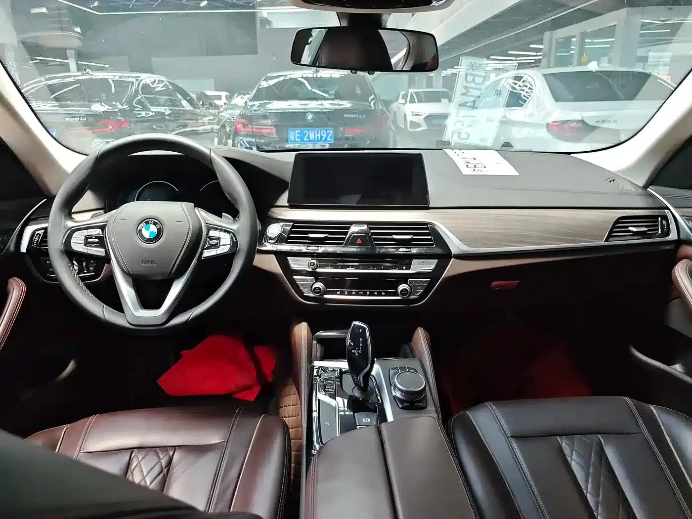 2018 BMW 5 Series Facelift 530Li Leading Luxury Package — миниатюра 8