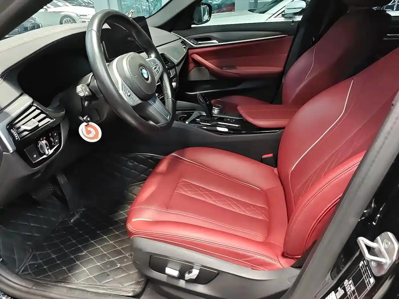 2023 BMW 5 Series 530Li Leading Edition M Sport Package — миниатюра 6