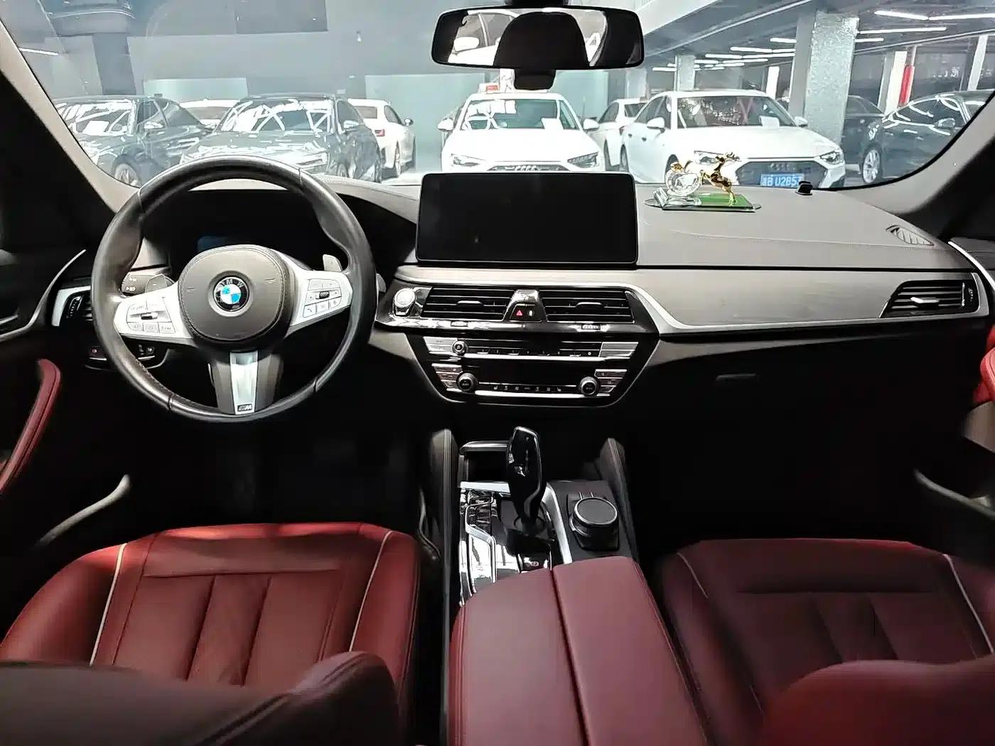 2023 BMW 5 Series 530Li Leading Edition M Sport Package — миниатюра 8