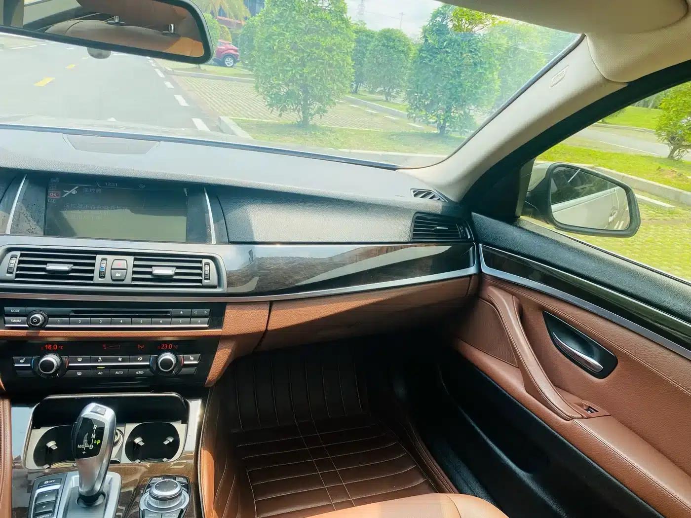 2014 BMW 5 Series 525Li Leading Edition — миниатюра 18