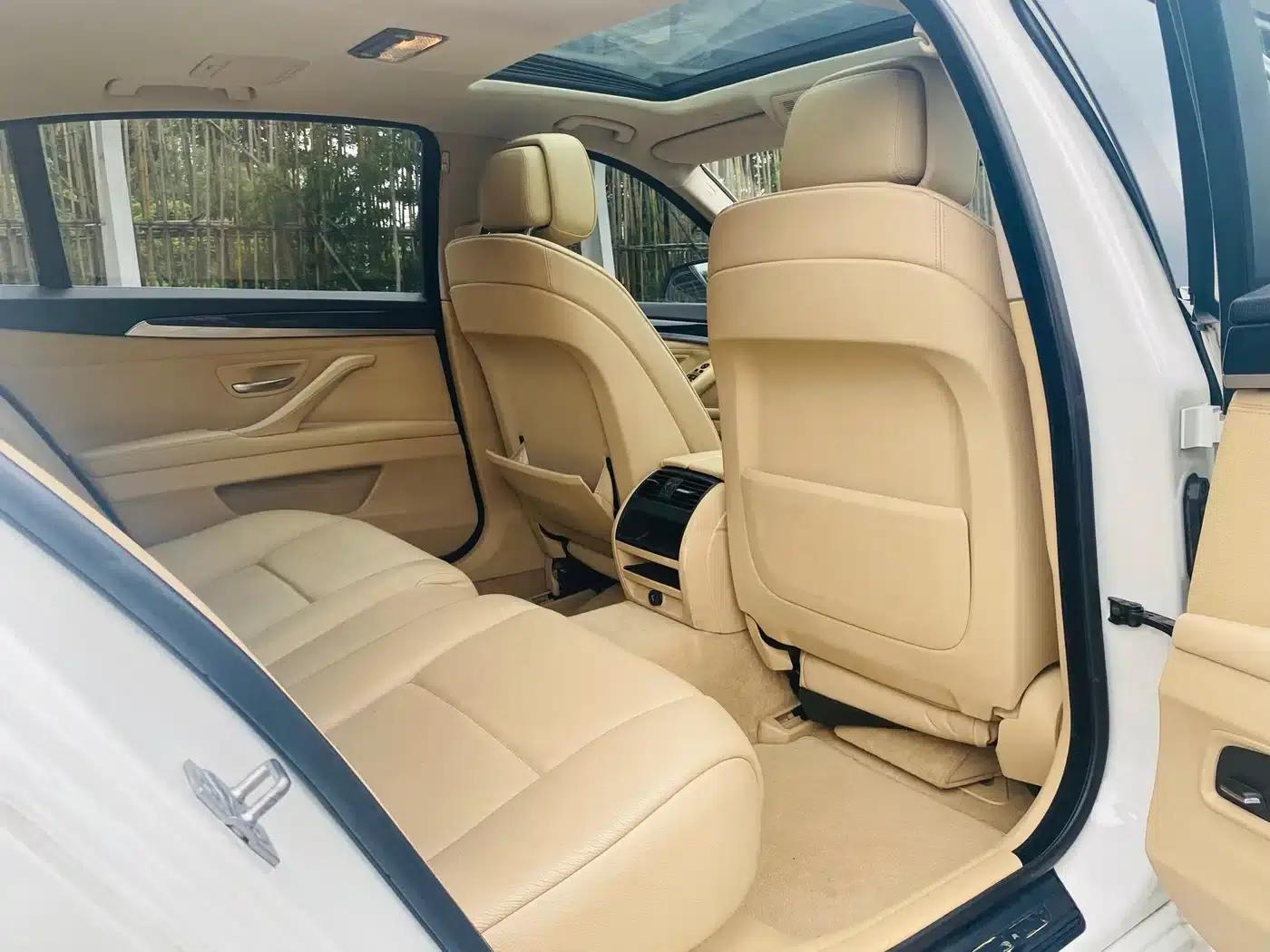 BMW 5 Series 2011 523Li Leading Edition — миниатюра 15