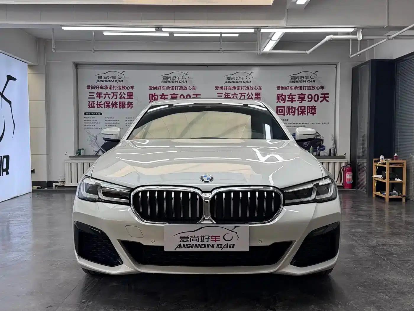 2023 BMW 5 Series 530Li xDrive M Sport Package — миниатюра 2