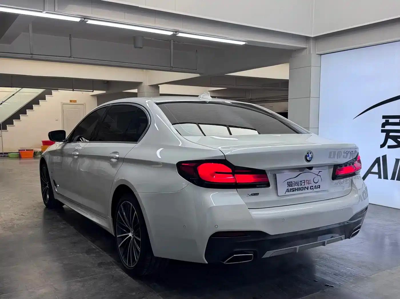 2023 BMW 5 Series 530Li xDrive M Sport Package — миниатюра 5
