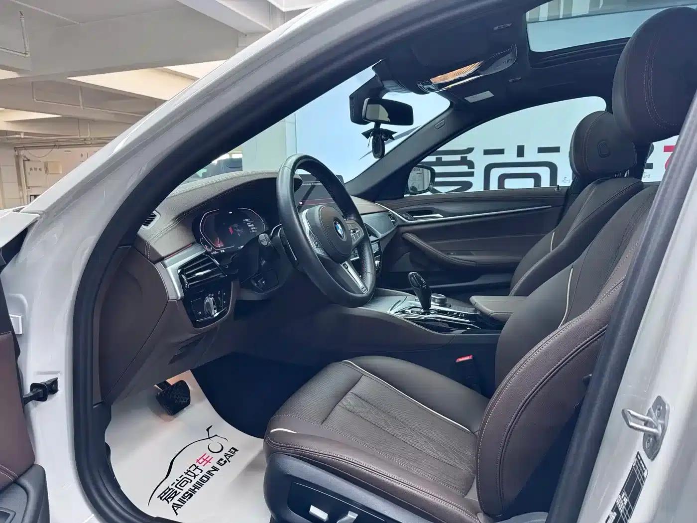 2023 BMW 5 Series 530Li xDrive M Sport Package — миниатюра 8