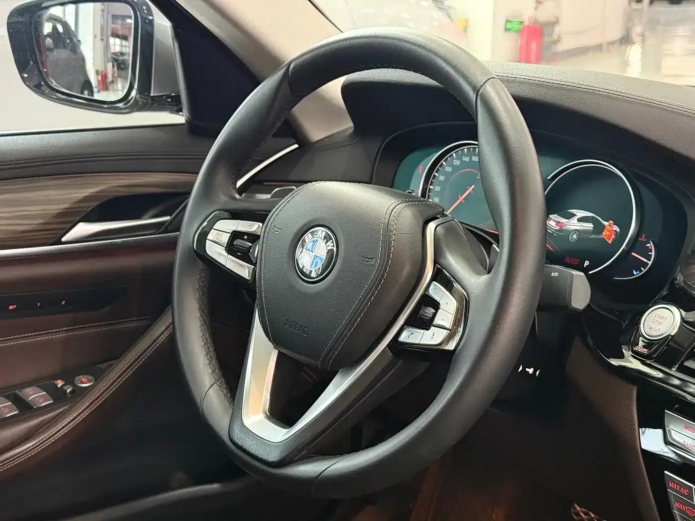 2018 BMW 5 Series Facelift 530Li xDrive Luxury Package — миниатюра 15
