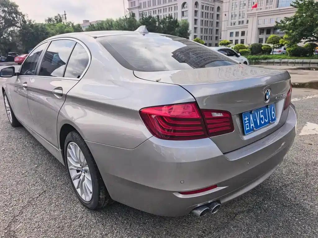 BMW 5 Series 2013 530Li Leading Edition — миниатюра 13