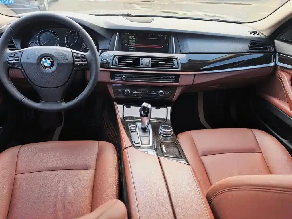 BMW 5 Series 2013 530Li Leading Edition — миниатюра 7
