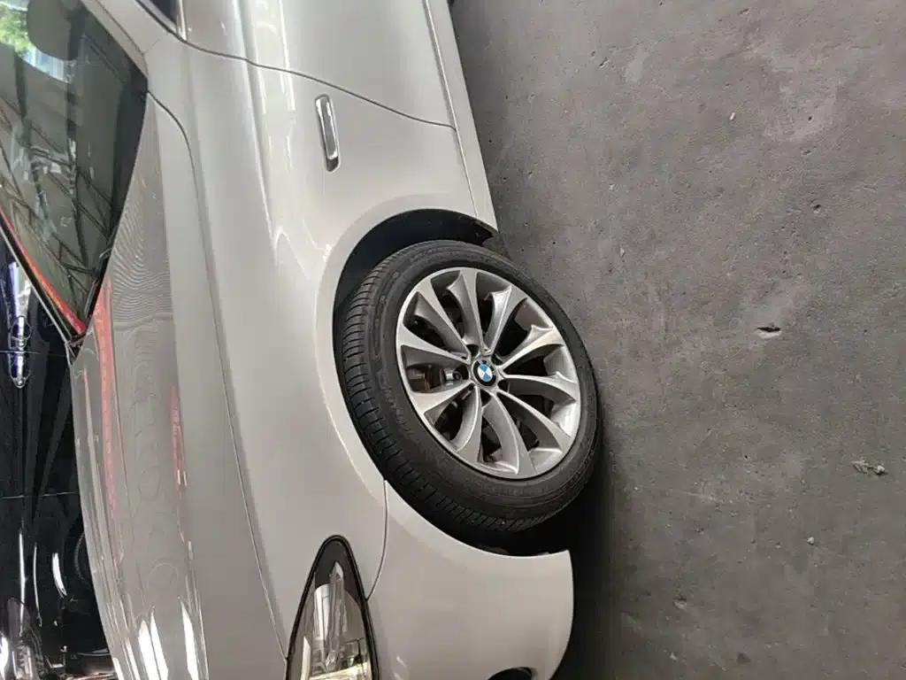 BMW 5 Series 2017 525Li Leading Edition — миниатюра 23