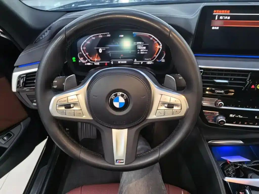 2023 BMW 5 Series 530Li Leading Edition M Sport Package — миниатюра 11