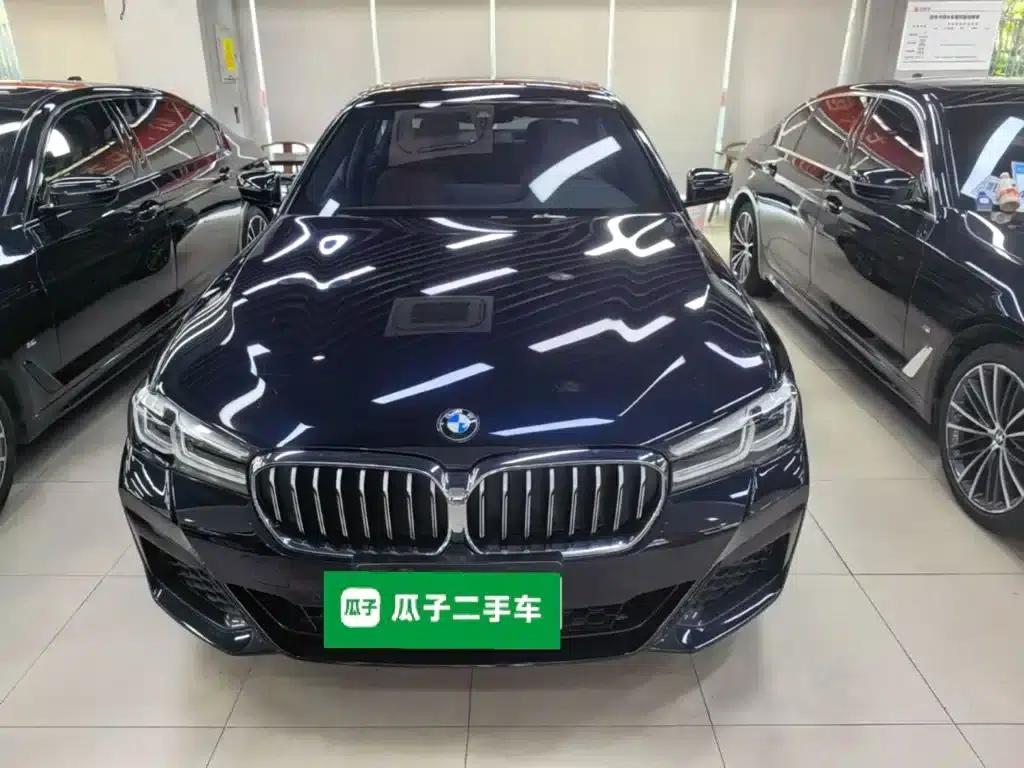 2023 BMW 5 Series 530Li Leading Edition M Sport Package — миниатюра 3