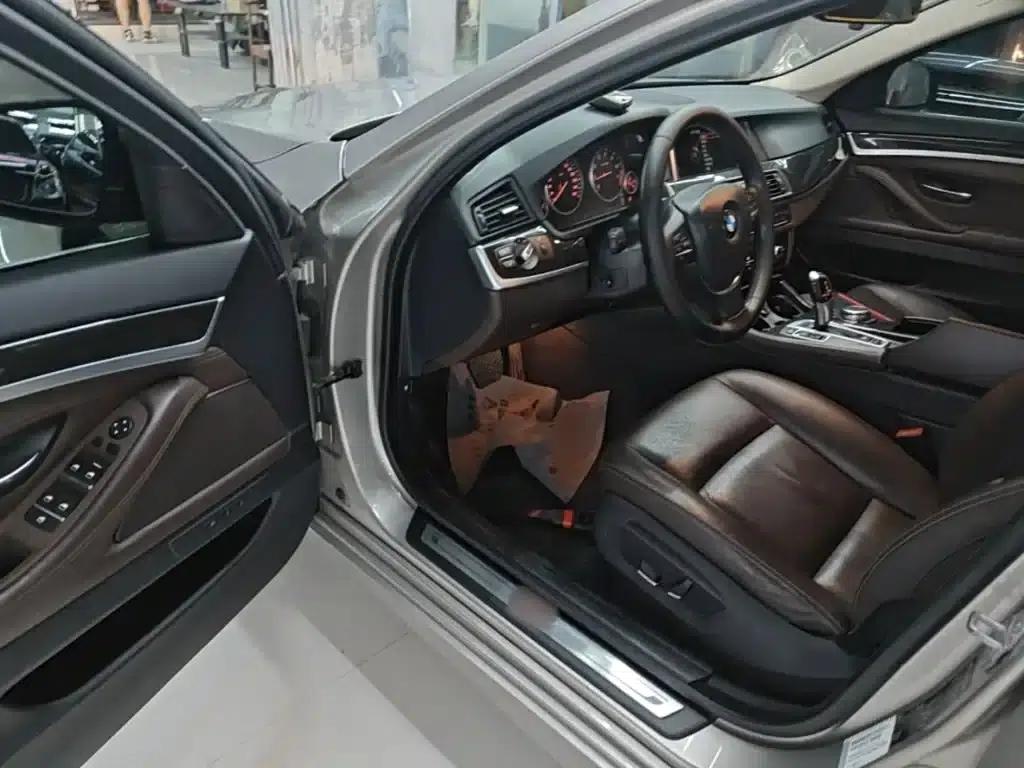 2014 BMW 5 Series 525Li Luxury Design Package — миниатюра 16