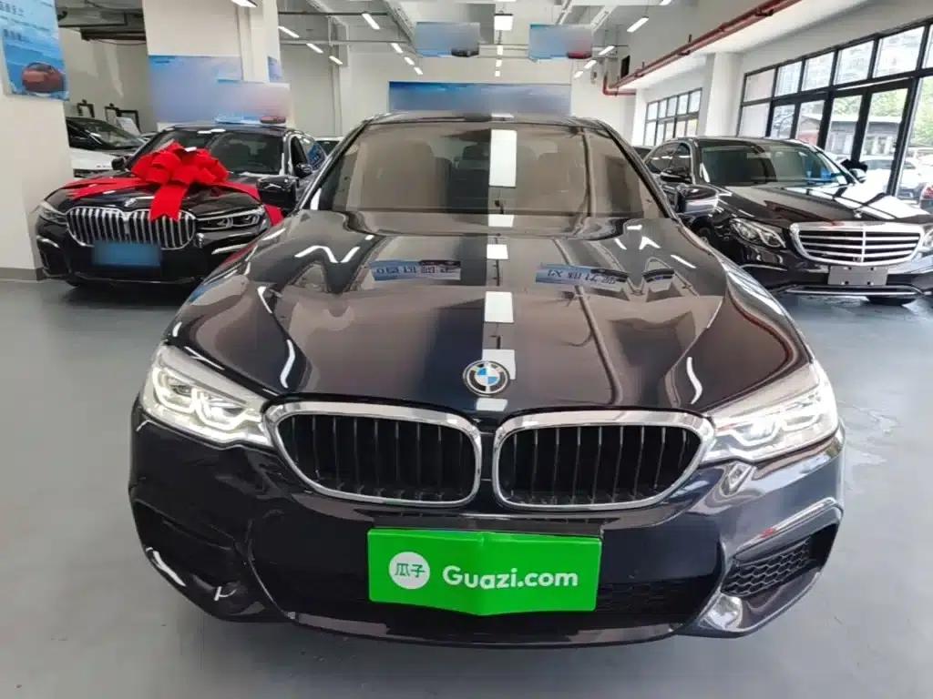 2018 BMW 5 Series 530Li Leading Edition M Sport Package — миниатюра 3