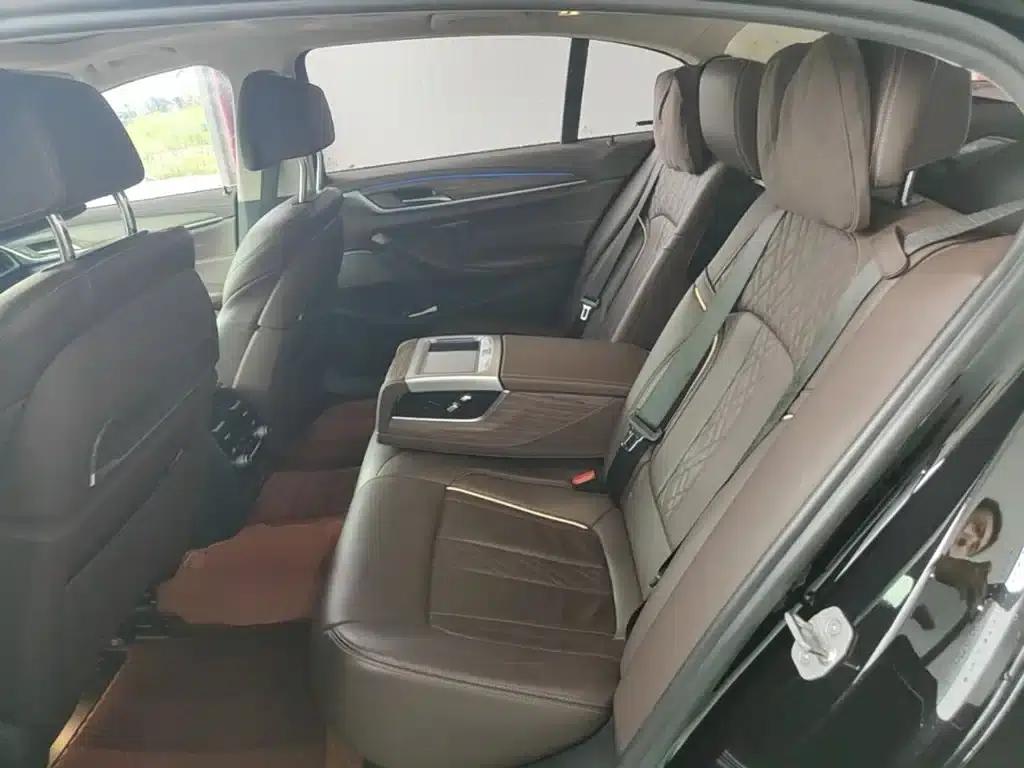 BMW 5 Series 2020 530Li Luxury Package — миниатюра 17