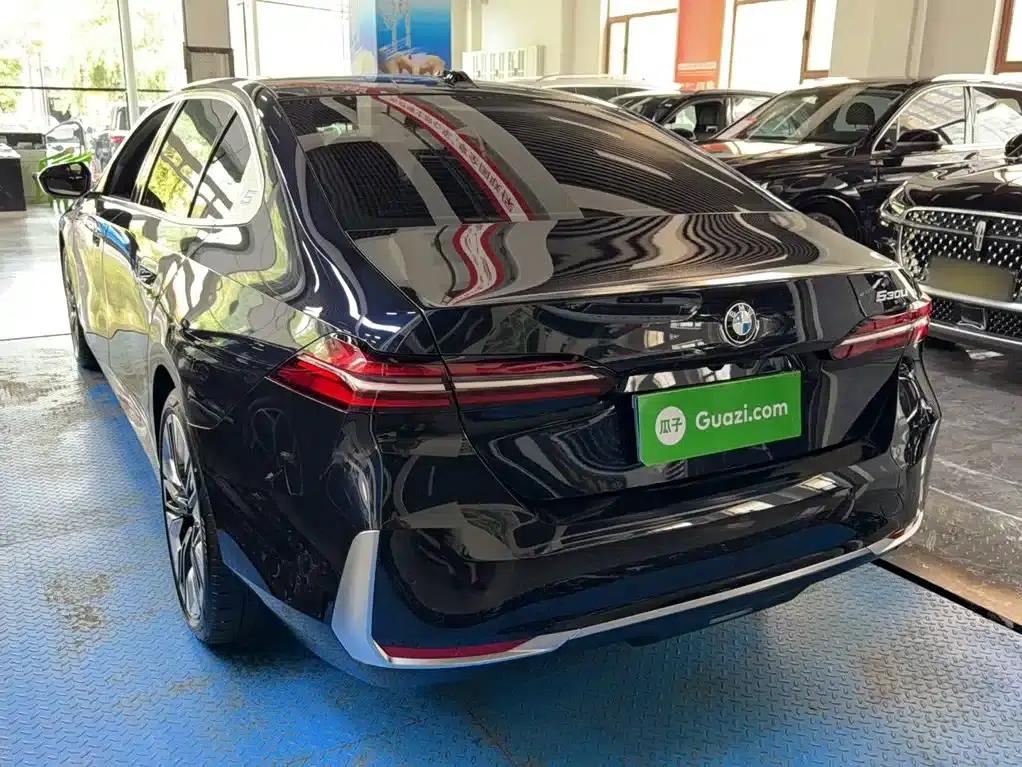 BMW 5 Series 2024 530Li Luxury Package — миниатюра 12