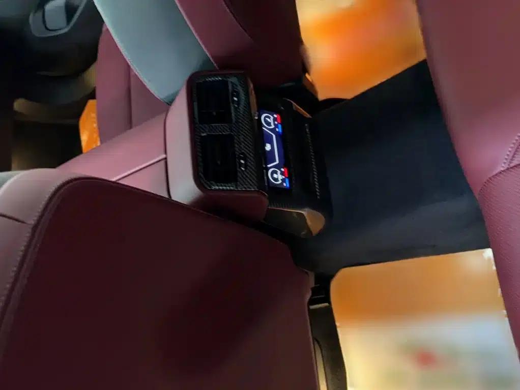 BMW 5 Series 2024 530Li Luxury Package — миниатюра 21
