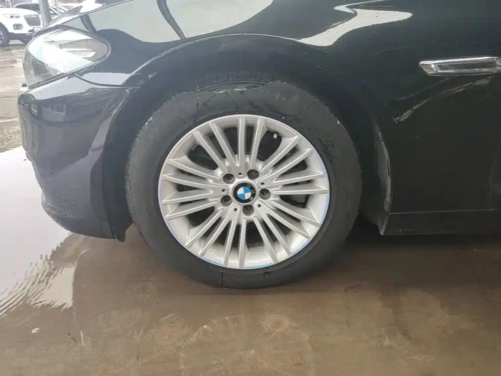 2014 BMW 5 Series 525Li Leading Edition — миниатюра 23