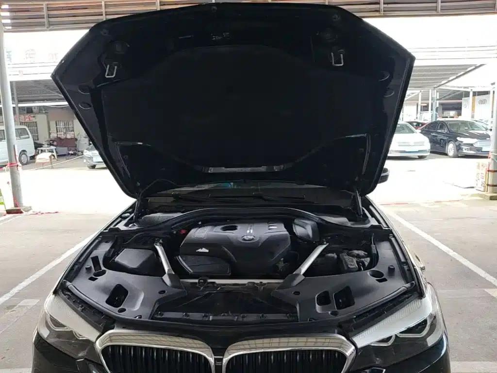 2018 BMW 5 Series 525Li M Sport Package — миниатюра 20