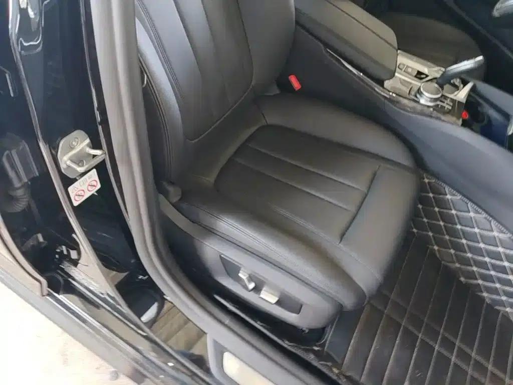 2018 BMW 5 Series 525Li M Sport Package — миниатюра 25