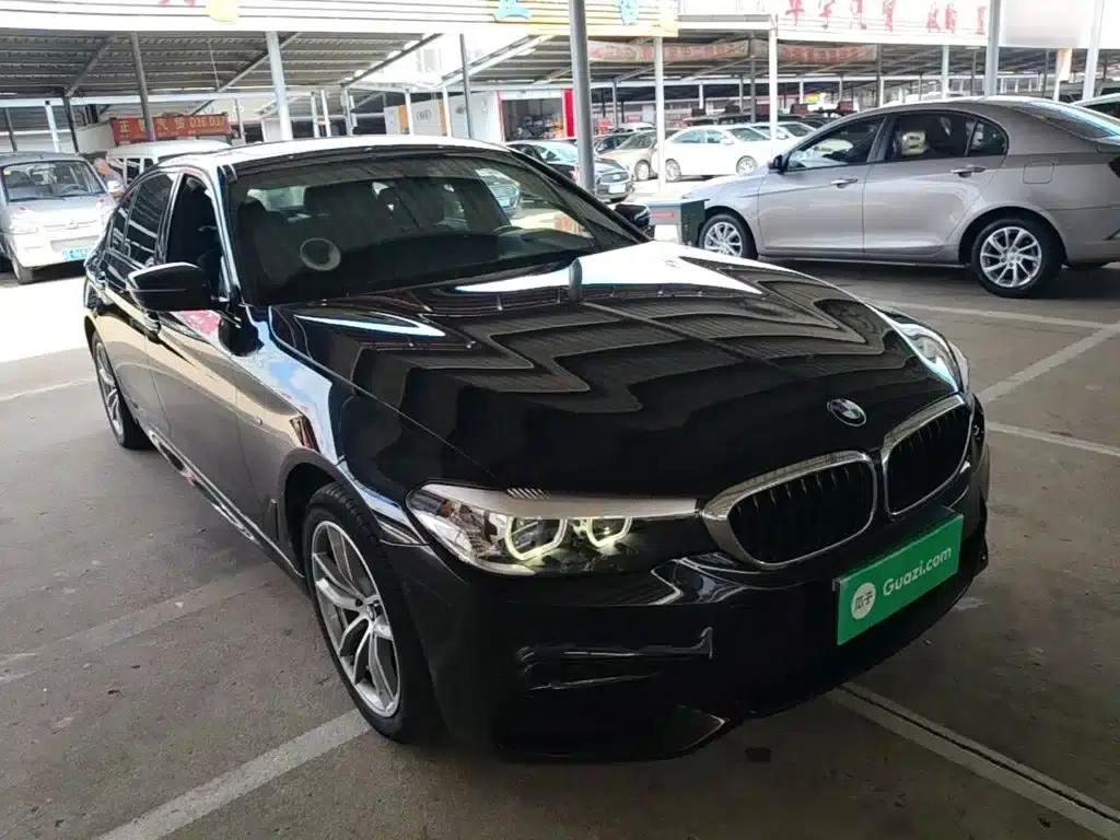 2018 BMW 5 Series 525Li M Sport Package — миниатюра 4