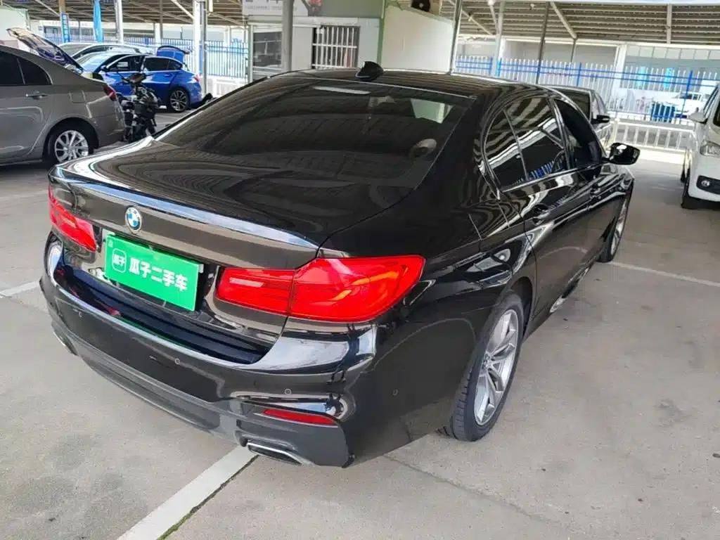 2018 BMW 5 Series 525Li M Sport Package — миниатюра 7