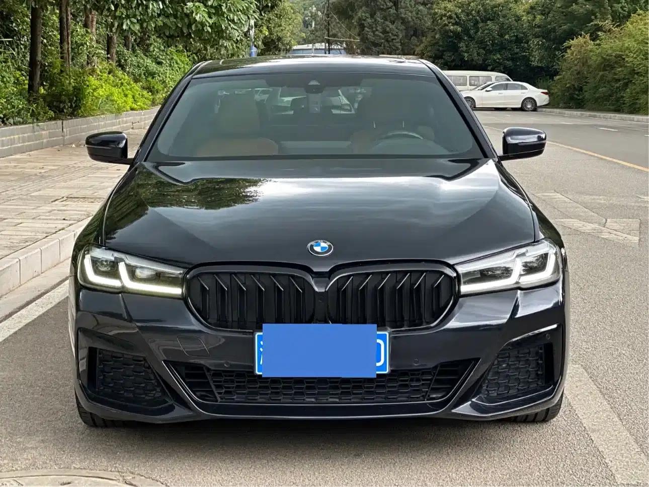 2021 BMW 5 Series Imported Model 525i M Sport Package — миниатюра 2