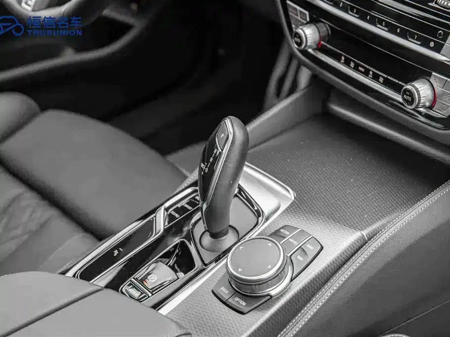 BMW 5 Series (Imported) 2022 525i M Sport Package — миниатюра 19