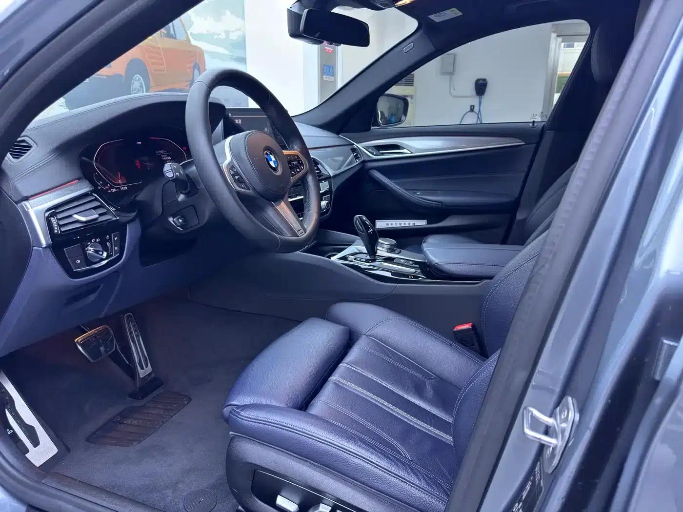 BMW 5 Series (Imported) 2020 525i M Sport Package — миниатюра 13