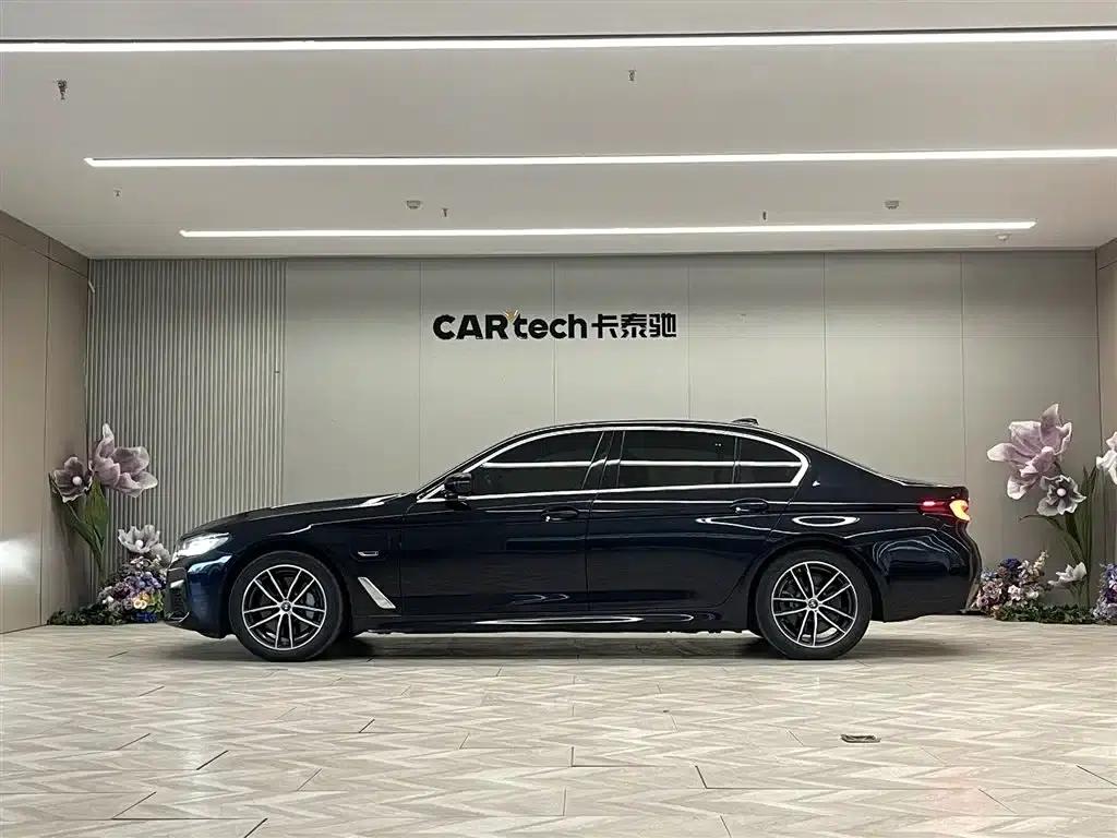 BMW 5 Series PHEV 2021 535Le M Sport Package — миниатюра 8