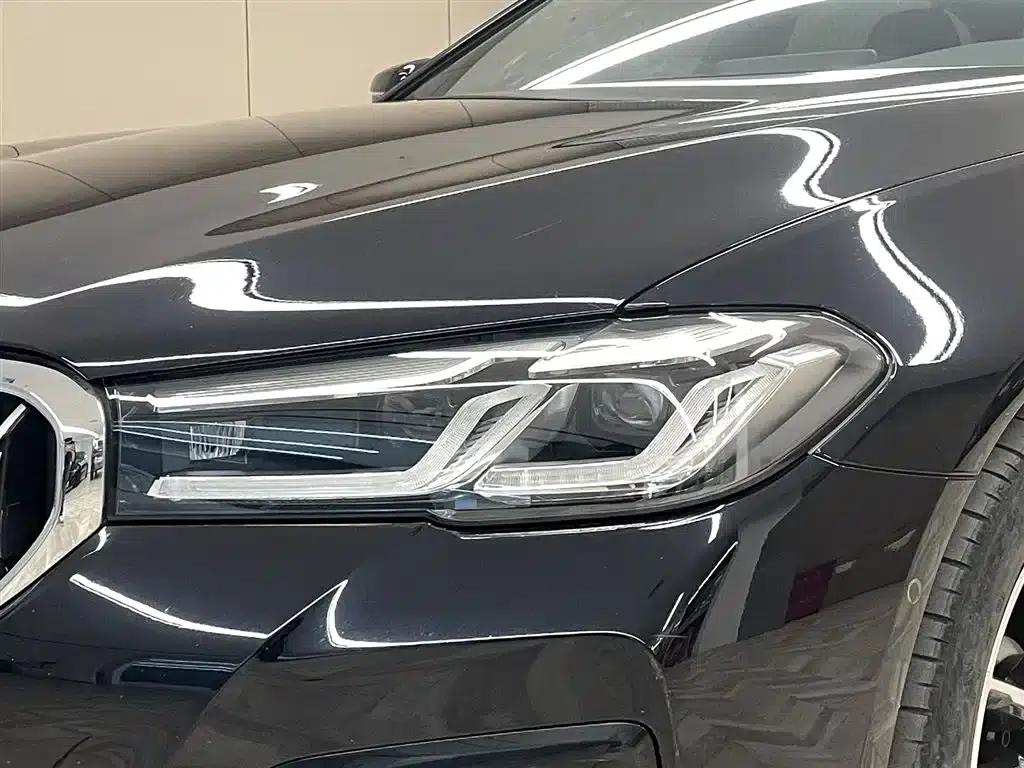 BMW 5 Series PHEV 2021 535Le M Sport Package — миниатюра 9