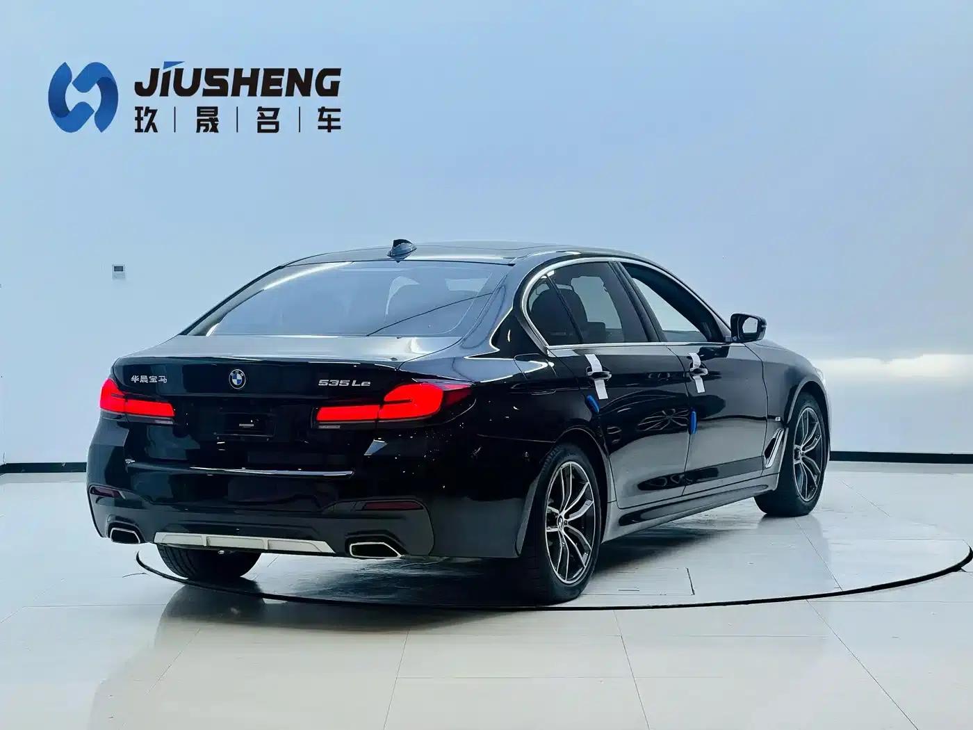 BMW 5 Series PHEV 2021 535Le Pioneer Edition M Sport Package — миниатюра 13