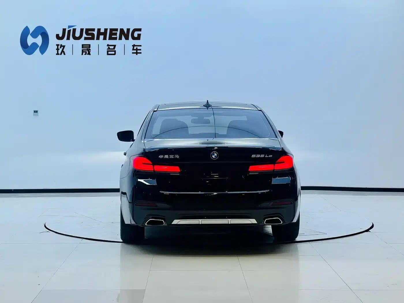 BMW 5 Series PHEV 2021 535Le Pioneer Edition M Sport Package — миниатюра 14